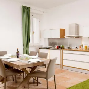 Myapartsuite Colosseo Itália