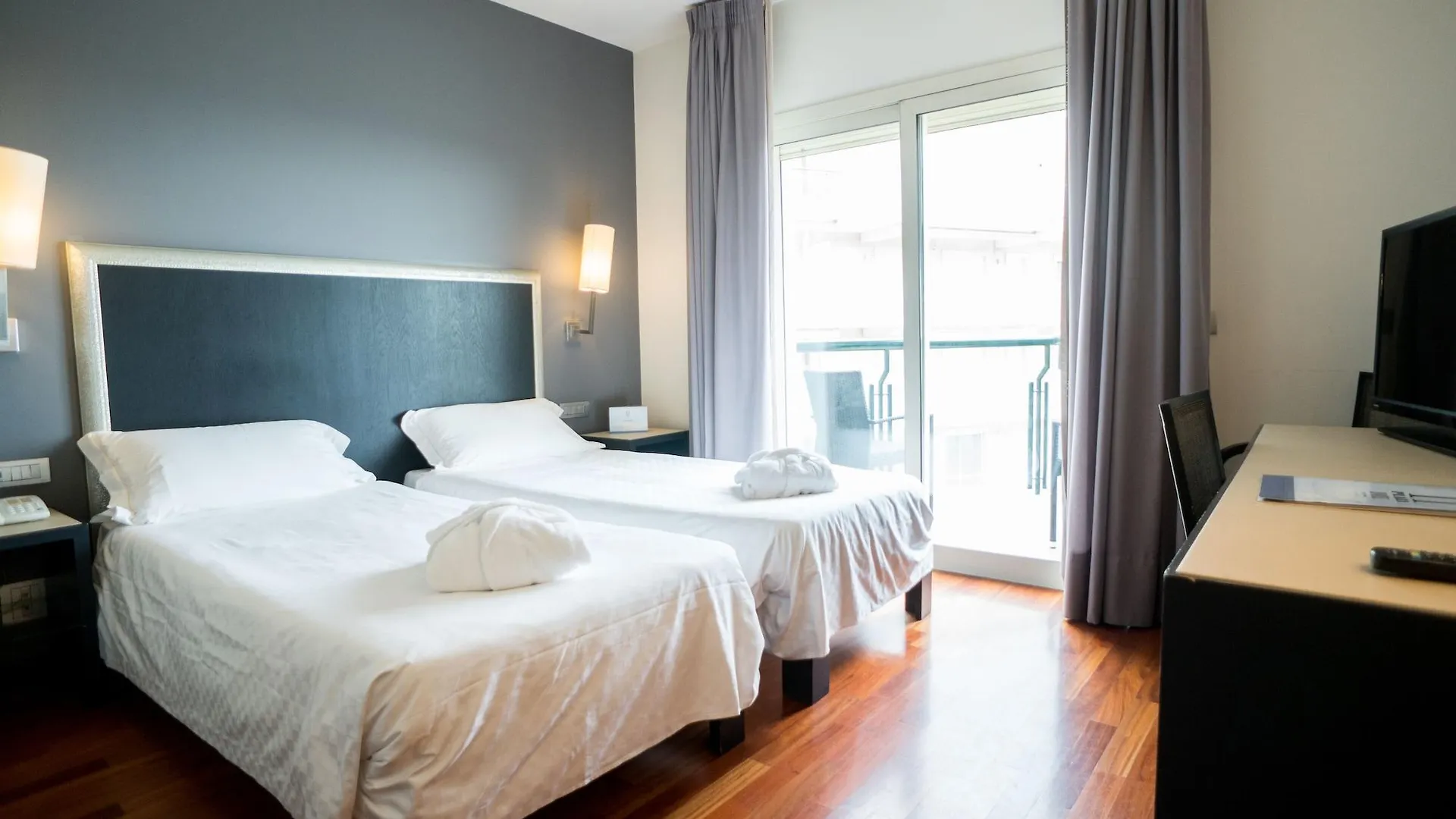 Plaza Hotel Catania 4*,  Italy